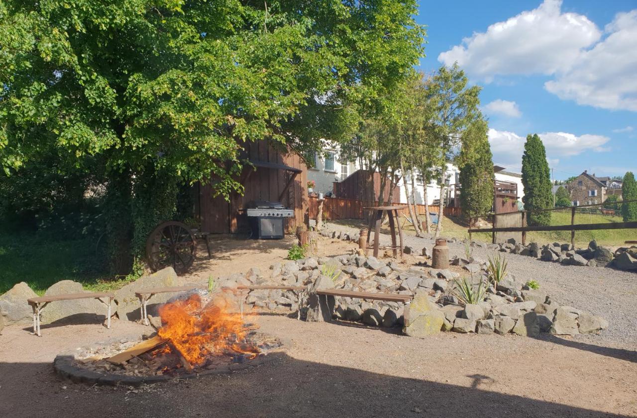 Besondere Ferienwohnung Spirit Auf Idyllischem Reiterhof Nahe Burg Eltz Münstermaifeld المظهر الخارجي الصورة